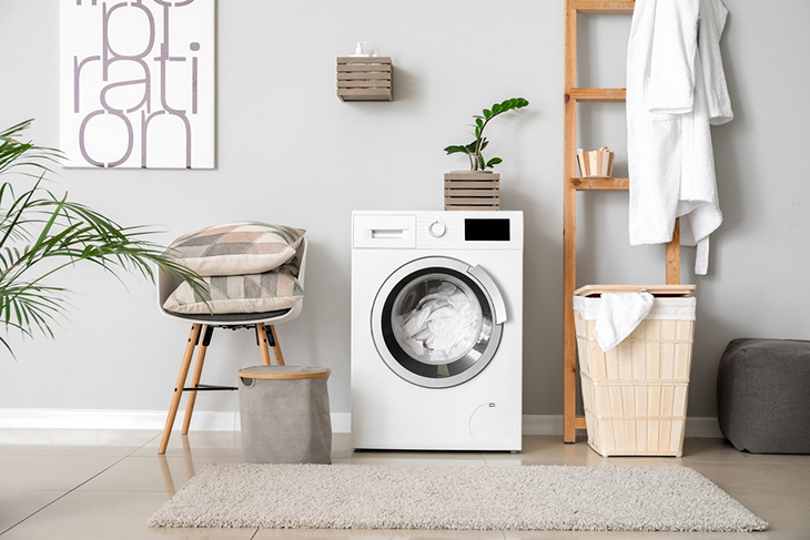 Đặt máy giặt cách các đồ vật khác khoảng 5 - 10cm